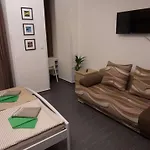 شقة Flying Bed Close To Castle And Airport