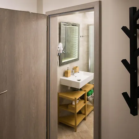 公寓 Flying Bed Close To Castle And Airport *