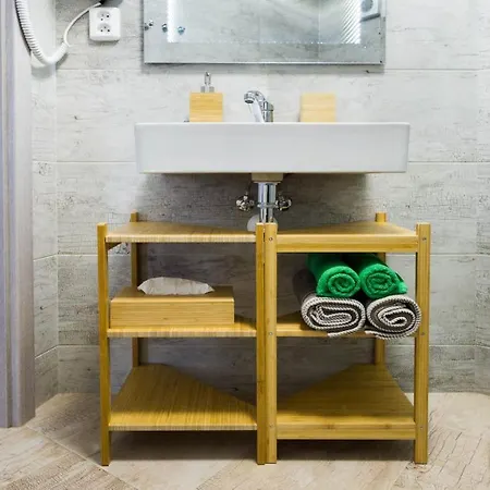 Apartment Flying Bed Apartment Close To Prague Castle And Airport Prague