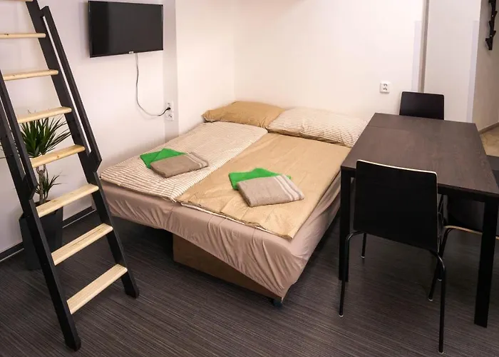 Apartment Flying Bed Apartment Close To Prague Castle And Airport