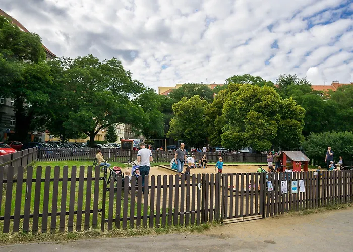 Flying Bed Apartment Close To Prague Castle And Airport Apartment Prag