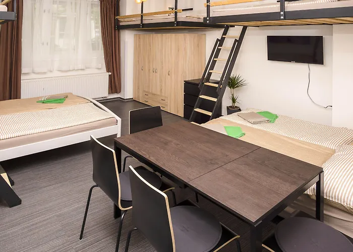 Flying Bed Apartment Close To Prague Castle And Airport * Prag